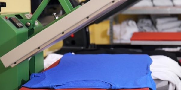 Gambar 1 – Cara sablon kaos sublim dengan benar dan hasil terbaik Gambar 1 - Cara sablon kaos sublim dengan benar dan hasil terbaik